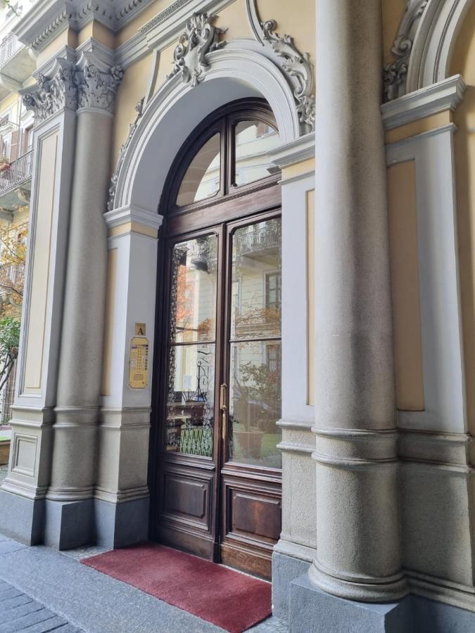 Stupenda Mansarda In Centro A Torino Lägenhet Exteriör bild